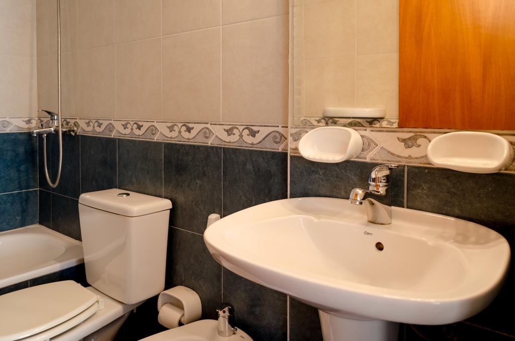 Apartamento Obispo Trejo II Apartment Кордоба Екстериор снимка